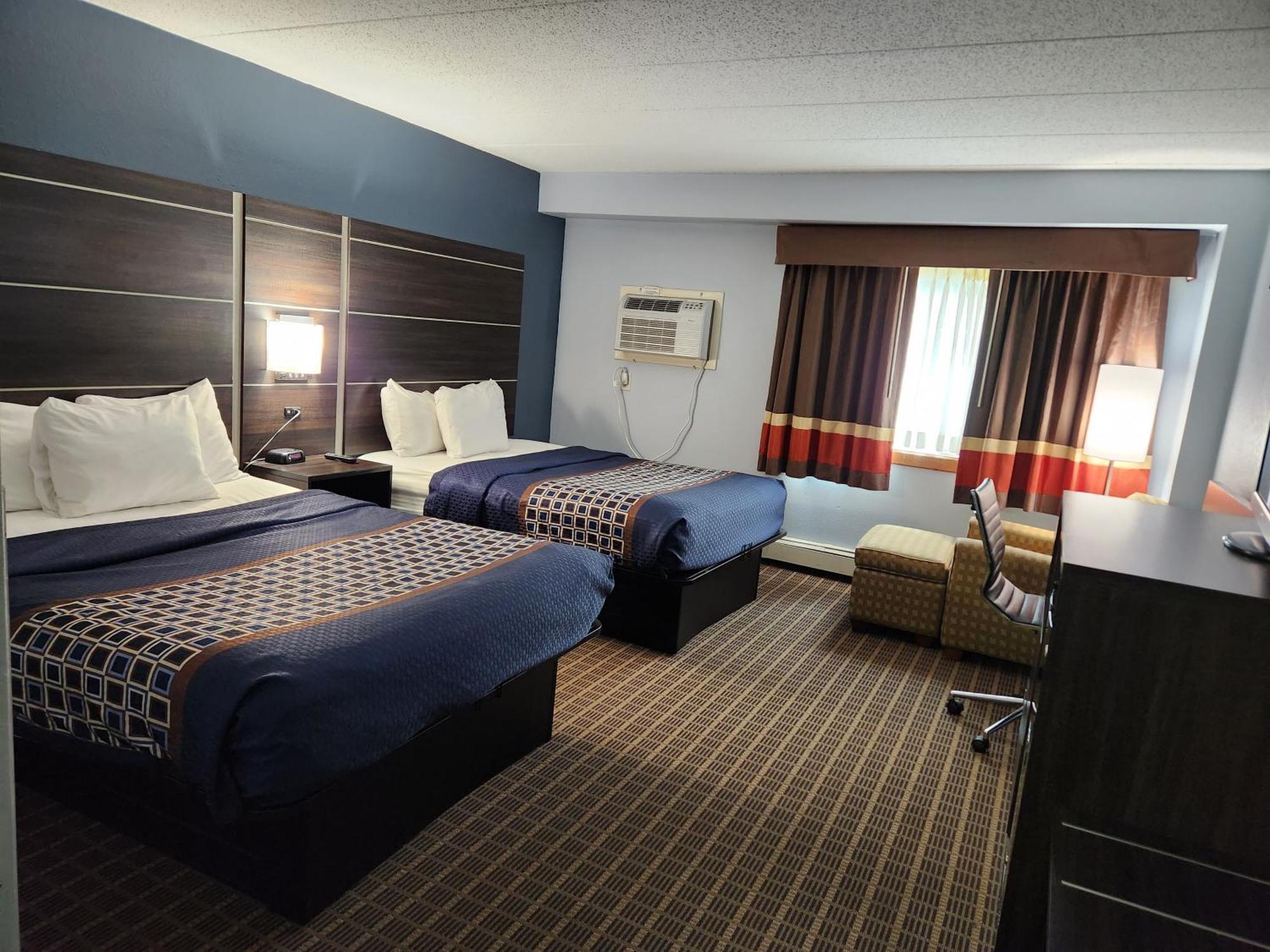 Stillwater Inn & Suites Exterior photo