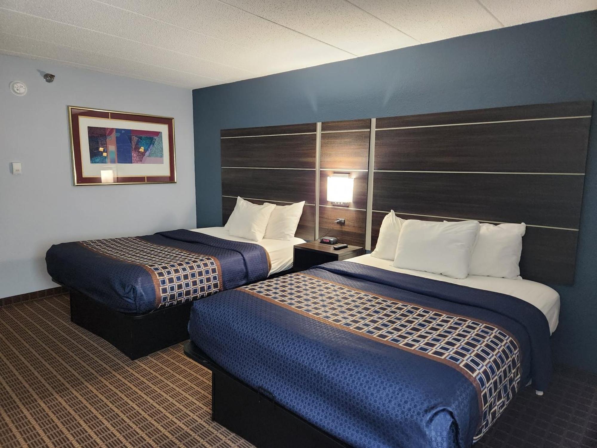 Stillwater Inn & Suites Exterior photo