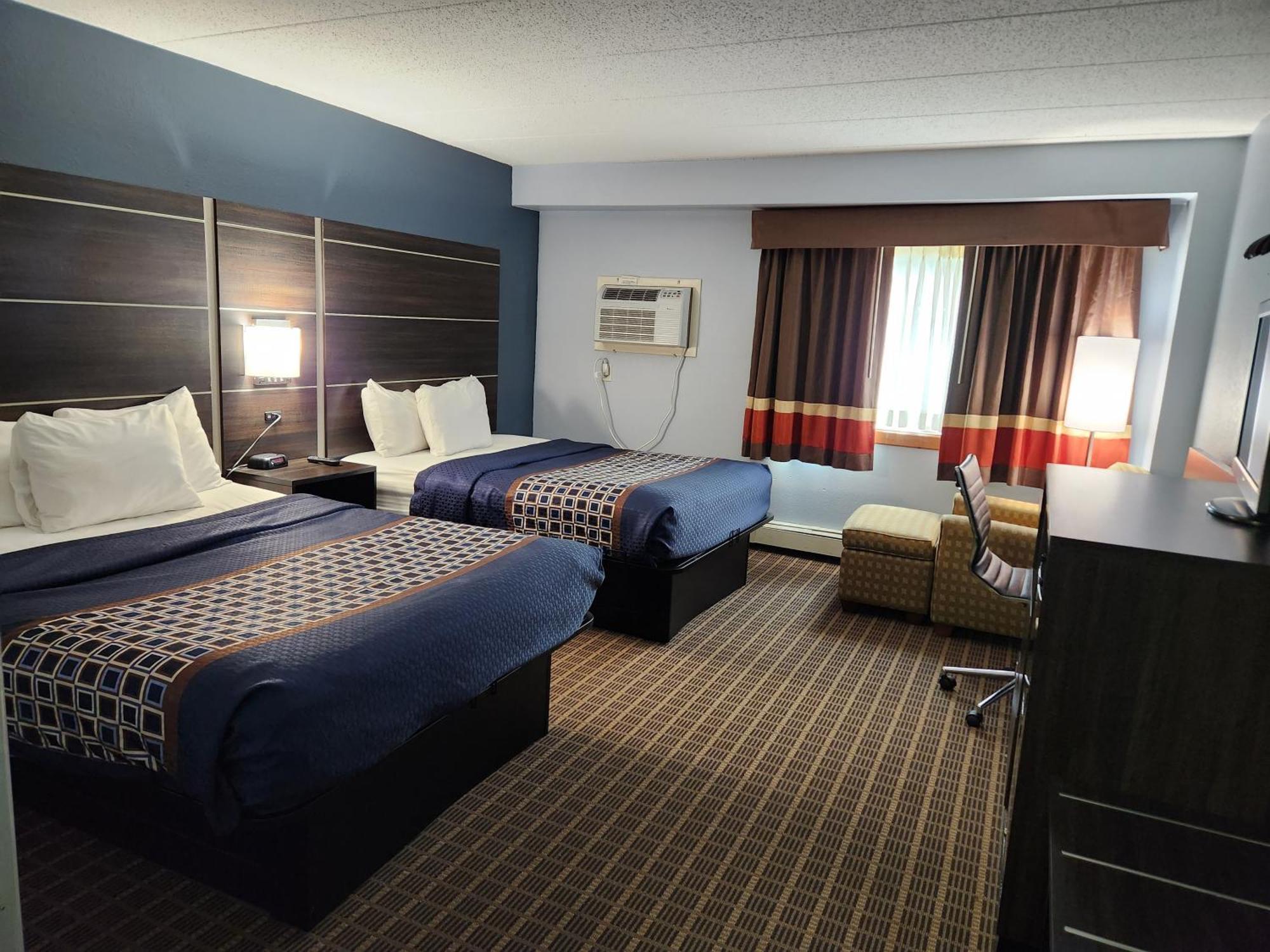 Stillwater Inn & Suites Exterior photo